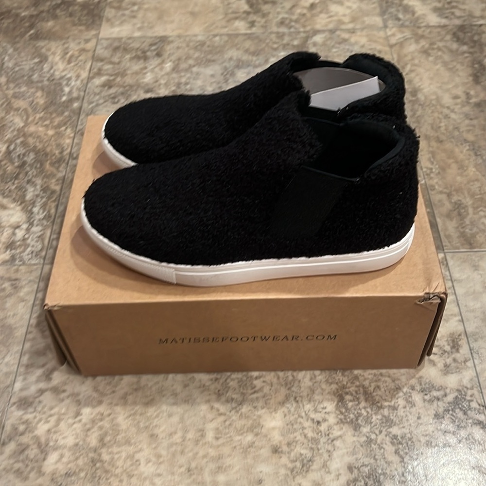 Coconuts- Harlan Black Teddy 7.5 (NEVER WORN) - Picture 3 of 4